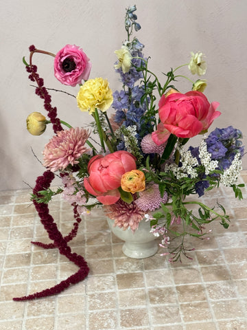 Juicy Fruit | White vase arrangement