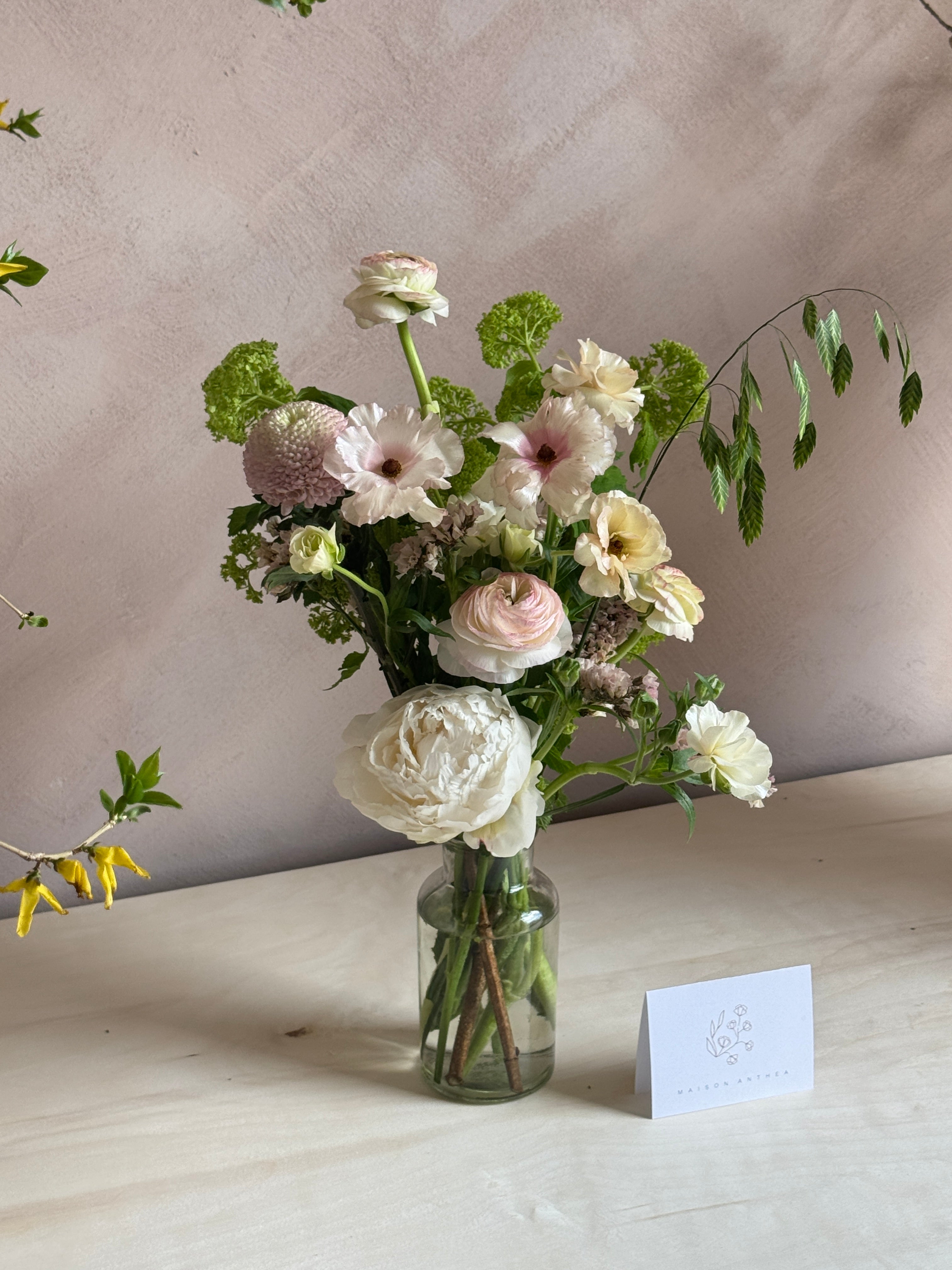Billie bottle vase arrangment – Maison Anthea Ottawa