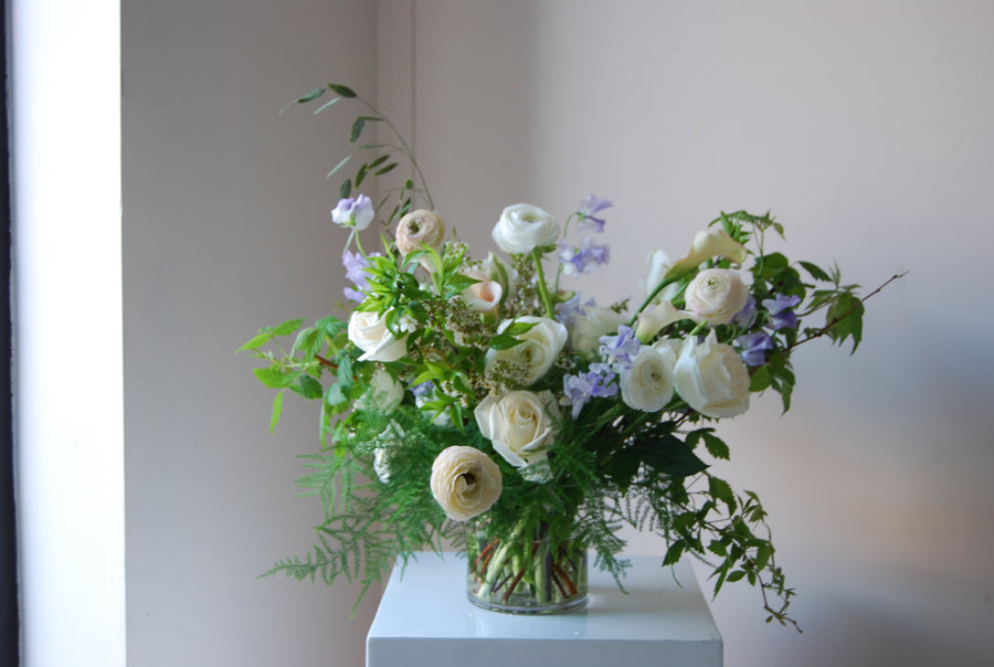 Glass vase arrangement | Soft + Neutral